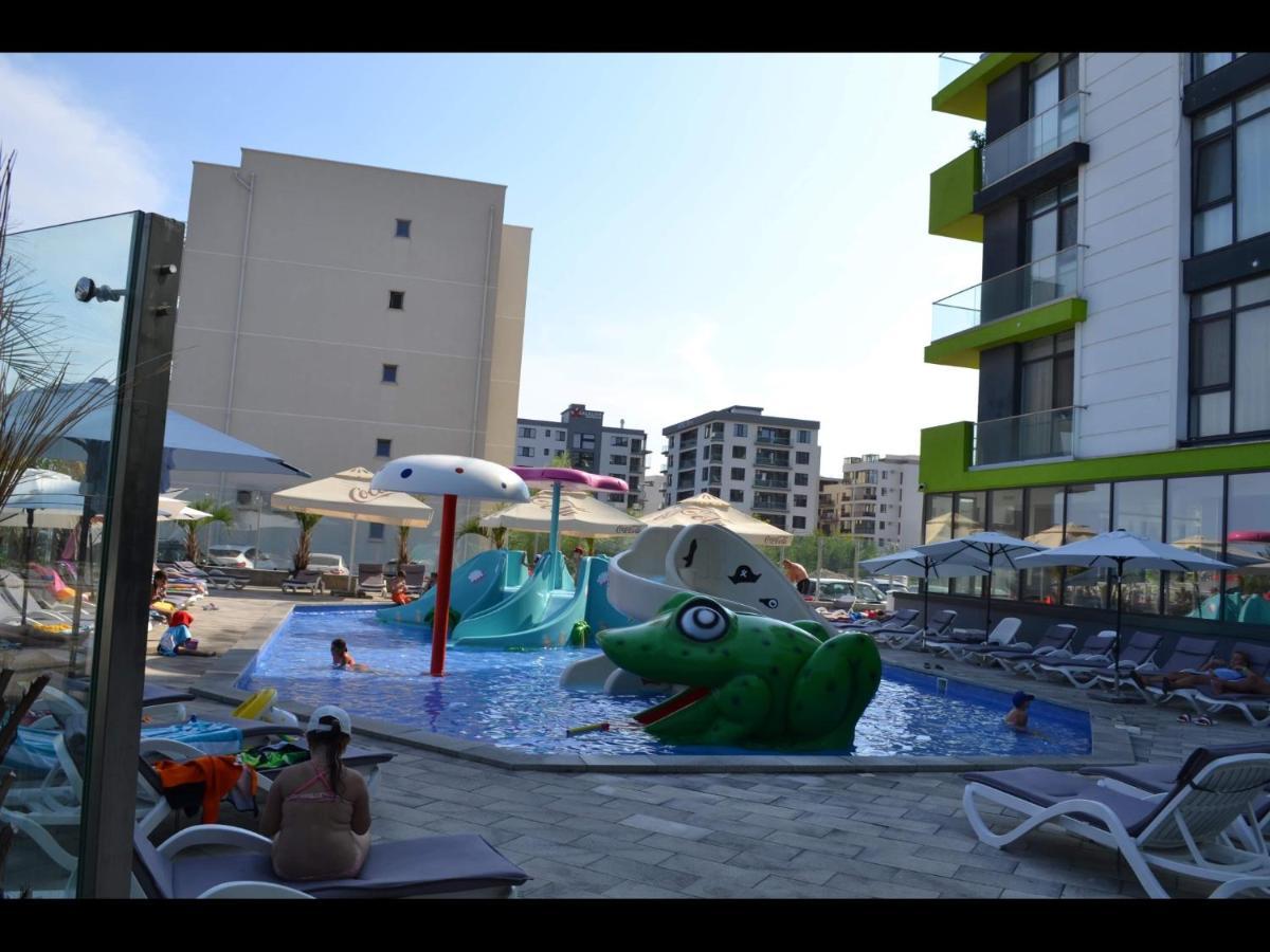 Apartamentele Select Alezzi Beach Resort Navodari Bagian luar foto